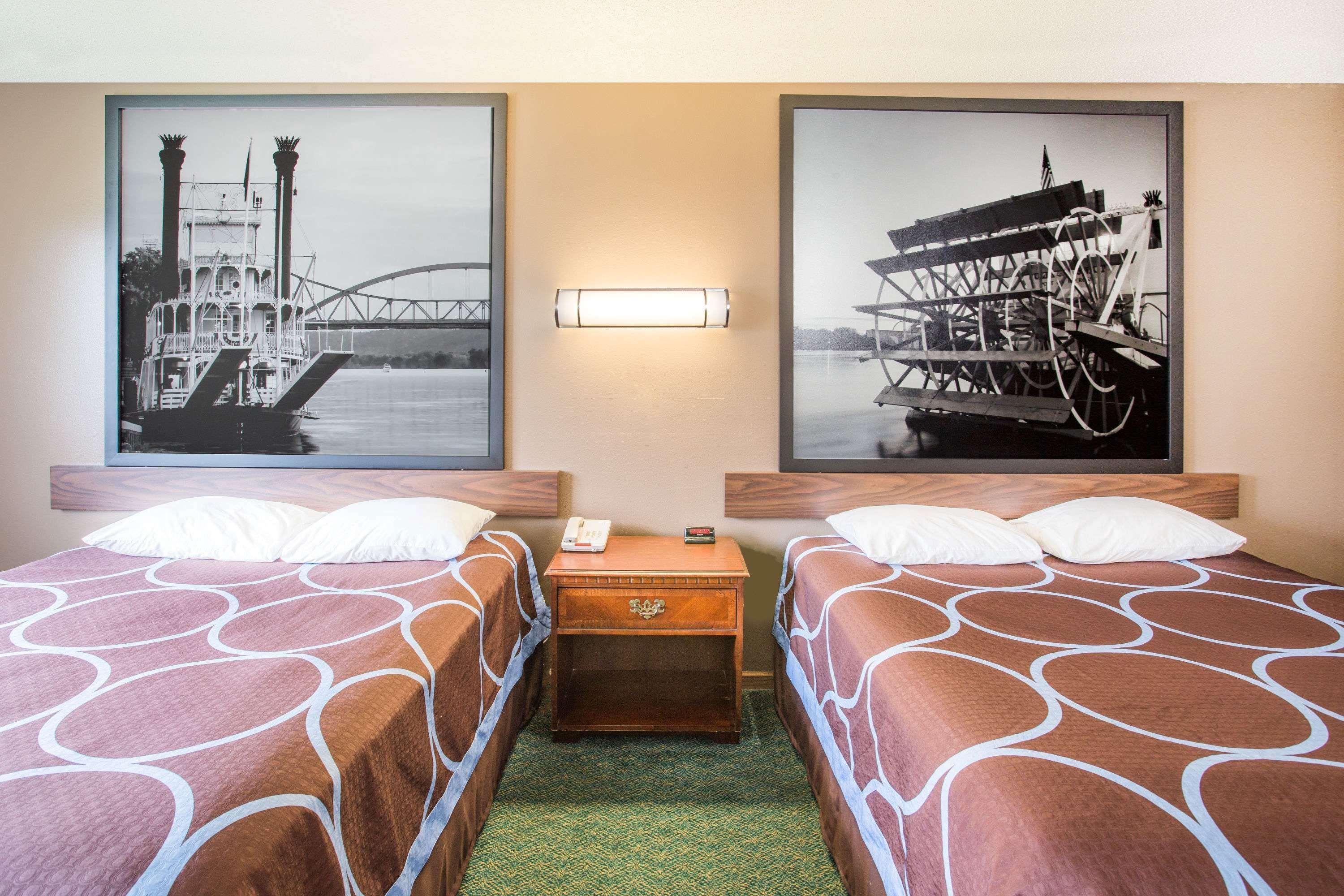 Super 8 By Wyndham Prairie Du Chien Otel Dış mekan fotoğraf