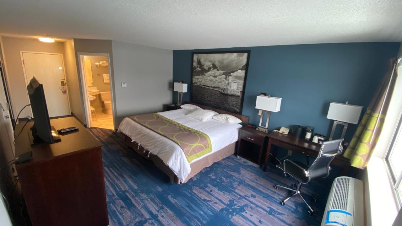 Super 8 By Wyndham Prairie Du Chien Otel Dış mekan fotoğraf