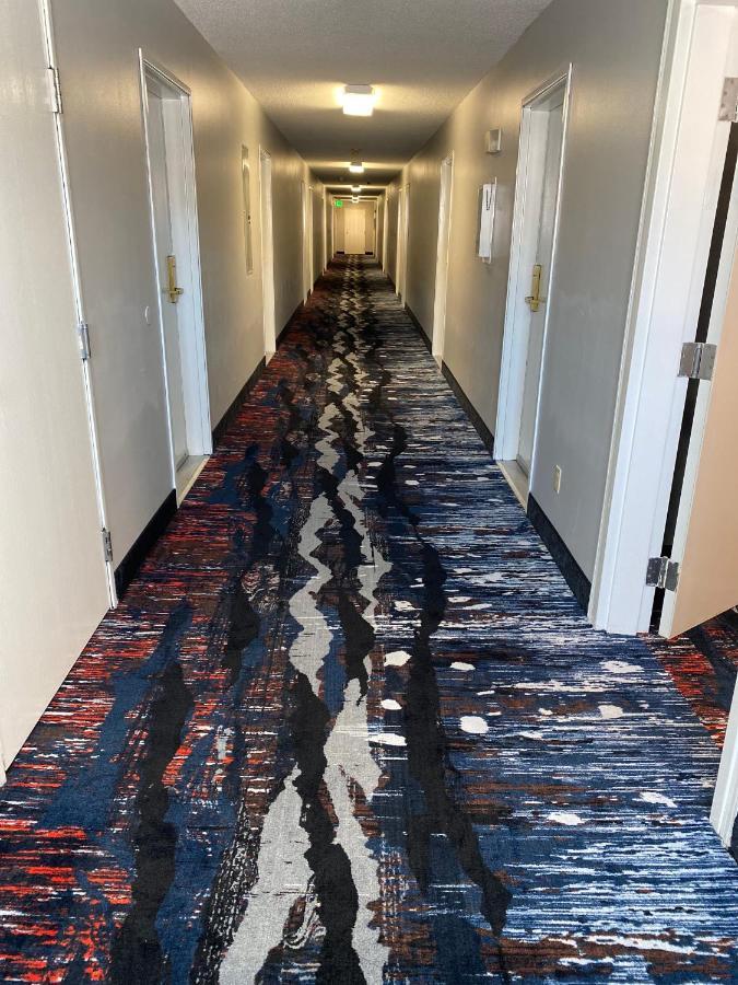 Super 8 By Wyndham Prairie Du Chien Otel Dış mekan fotoğraf
